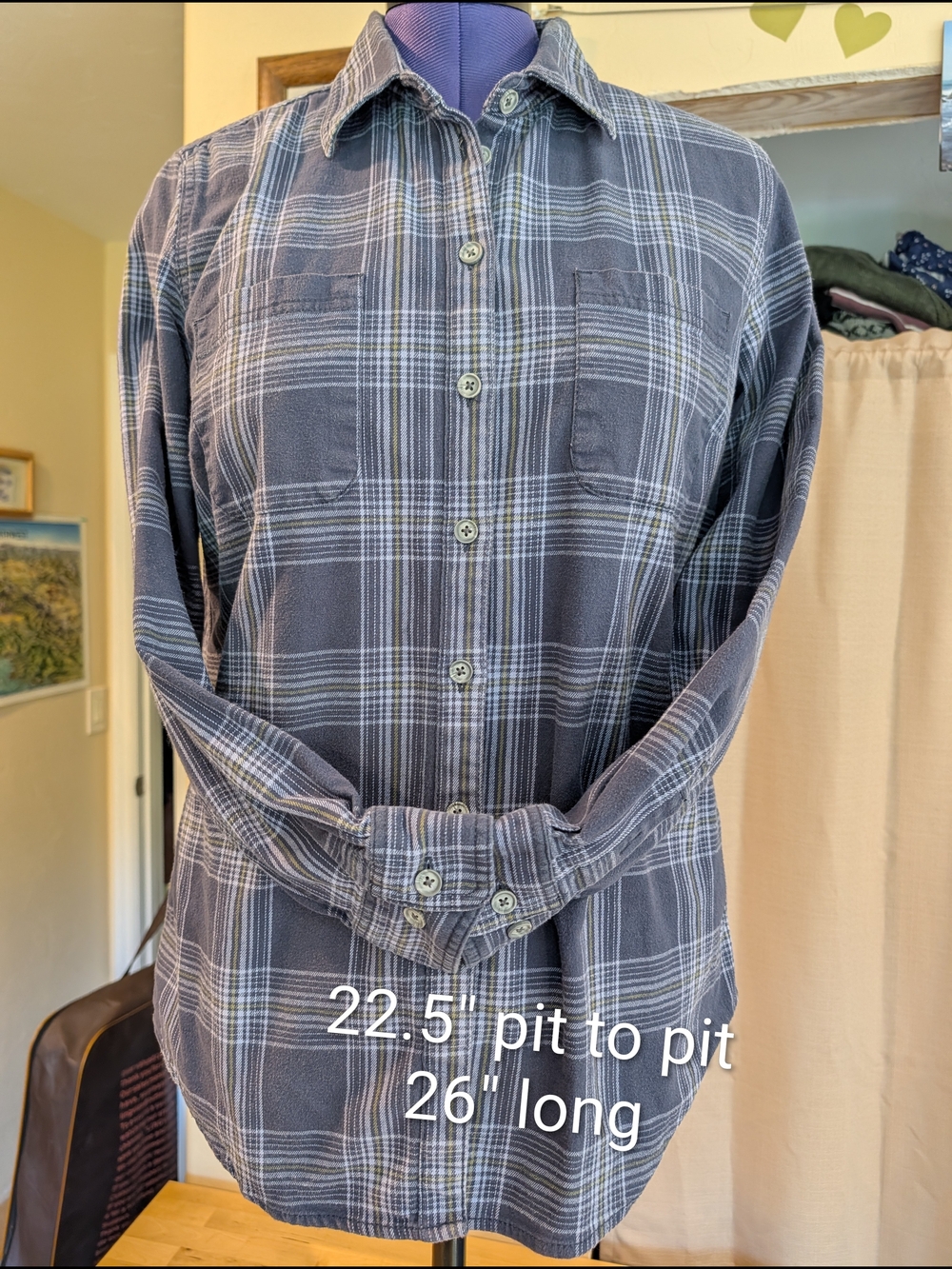 Women's Plaid Button-Up Shirt in Blu With Yellow Strip